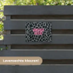 Panterprint - Zwart - Neonletters - Roze tuinposter los doek klein -sfeer3