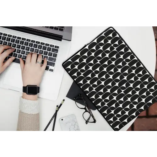 Modern - Geometrisch - Zwart laptophoes neopreen klein 279 -bureau