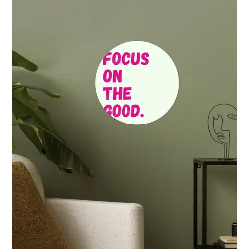 Focus on the good - Beige - Roze Wandcirkel behangsticker klein -sfeer2