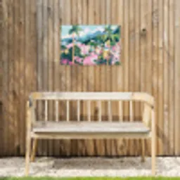 Kleurrijk - Huizen - Heuvels - Roze Tuinposter op houten frame 2 cm dik klein -sfeer4