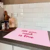 Tekst - Roze - Love - Hart Inductie beschermer vinyl 3mm klein -sfeer3