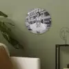 Retro - Vrouw - Zwart - Wit Akoestische PET Vilt - Rond klein -sfeer2