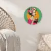 Retro - Vrouw - Stad - Zon Wandcirkel kunststof plaat 5mm dik klein -sfeer5