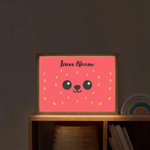 Aardbei - Gezichtje - Rood Light Box met batterij (Wandlamp kind) middel -sfeer1_kind