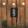 Love - Rood - Valentijn tuinposter los doek klein -sfeer1
