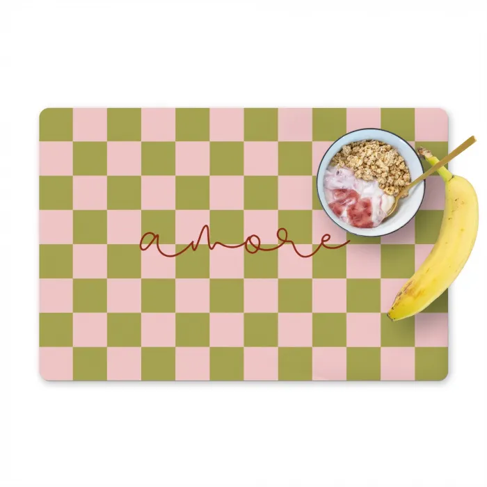 Patroon - Geblokt - Olijfgroen - Amore Placemat vinyl groot -zzzproduct_Kitchenyeah-website