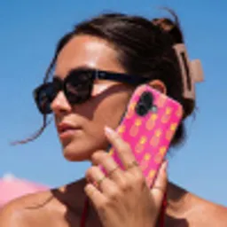 Ananas - Trendy - Roze Toughcase MagSafe Apple iPhone 17 klein 1017 -Sfeer2V