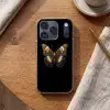Vlinder - Kleurrijk - mozaïekachtig Telefoonhoesje iPhone 17 Pro klein -sfeer1