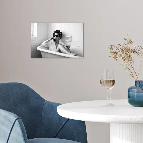 Bad - Vrouw - Zwart - Wit poster papier klein -sfeer3