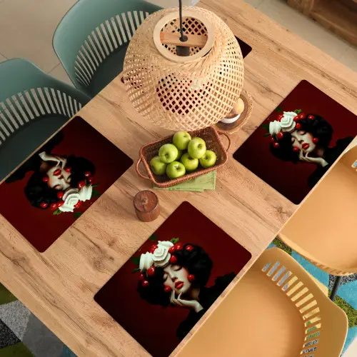 Vrouw - Kersen - Slagroom Placemat vinyl groot -zzsfeer5_Kitchenyeah-website