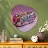 Hotdog - Steentjes - Glitters - Paars Wandcirkel Organisch Plexiglas middel -sfeer2