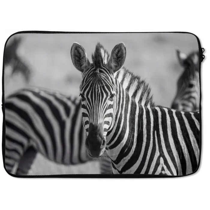 Zebra's - Zwart - Wit laptophoes neopreen klein -zkaufland3dotto