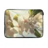 Bloesems - Wit - Zonnestralen -  Bloemblaadjes laptophoes neopreen klein -3d