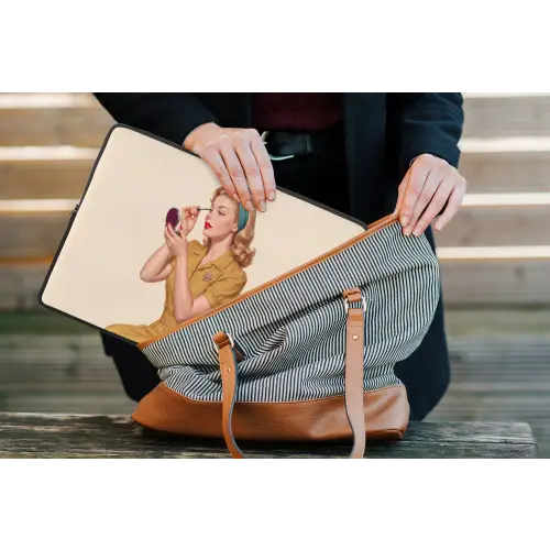 Illustratie - Mascara - Vrouw - Geel laptophoes neopreen klein -tas