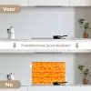 Verf - Oranje - Geel keuken achterwand spatscherm klein 900 -voor_na_NL