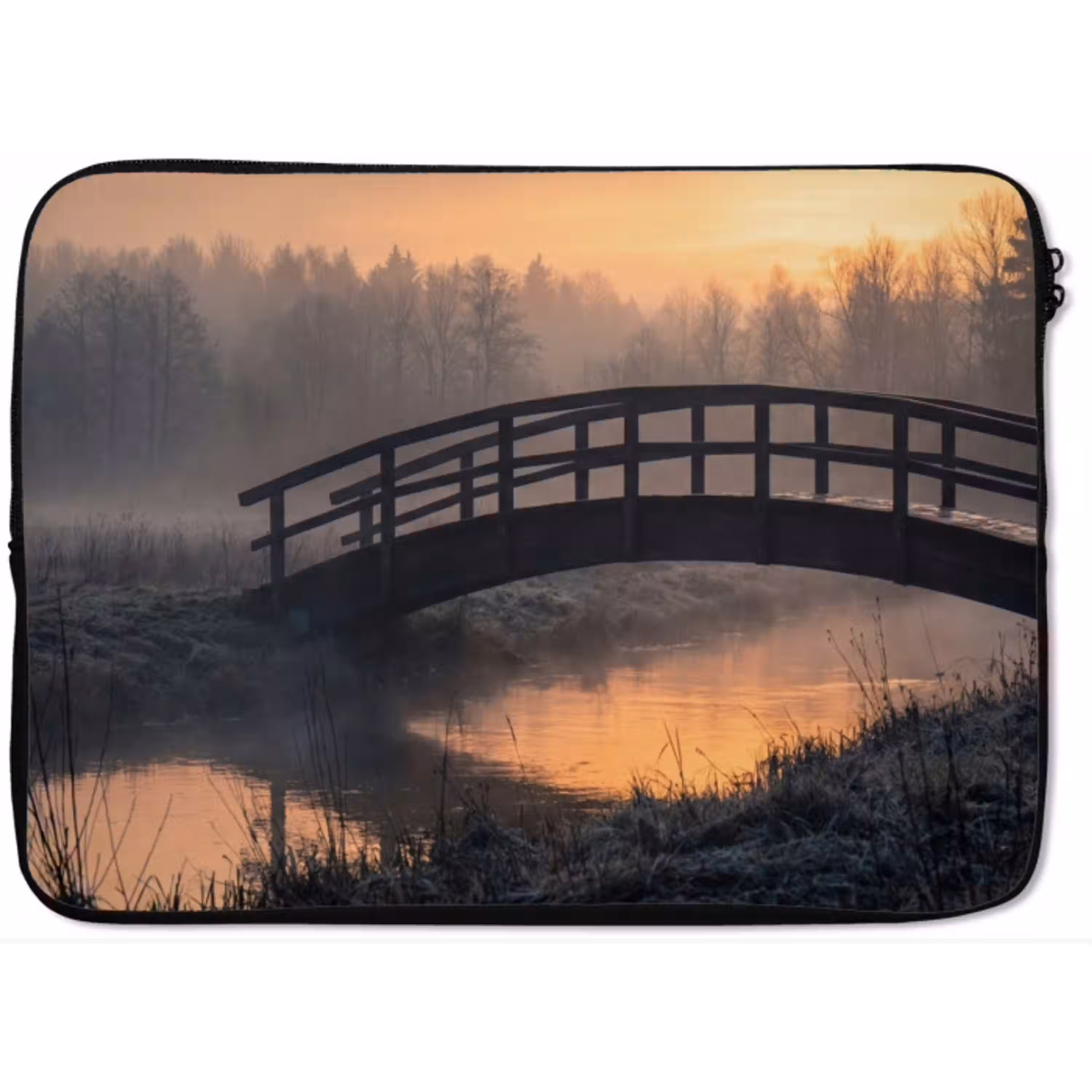 Brug - Mist - Bomen - Water laptophoes neopreen klein -zkaufland3dotto