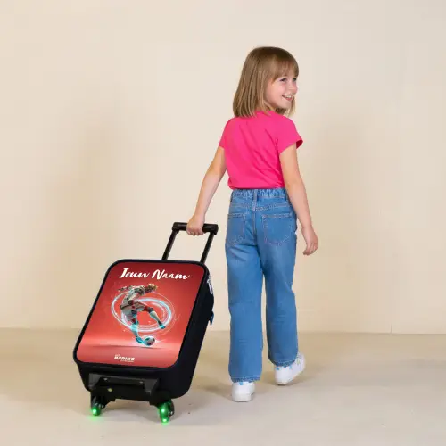 Voetballer - Bal - Lichtcirkel - Rood Kinderkoffer - Zwart klein -sfeer1