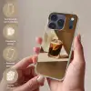 Glas - Ijskoffie - Schaduw - Bruin Telefoonhoesje iPhone 17 Pro klein -sfeer3_NL
