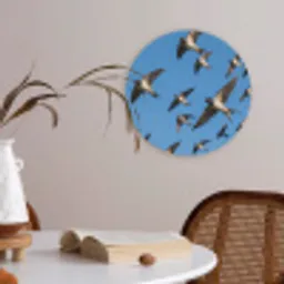 Zwaluwen - Vliegen - Blauw Akoestische PET Vilt - Rond klein -sfeer3