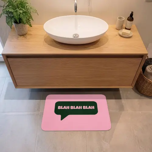 Roze - Tekstwolk - Groen - BLAH BLAH BLAH Badmat klein -sfeer1