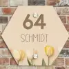 Gekleurde tulpen beige achtergrond - Modern Naambord Hexagon klein -sfeer2