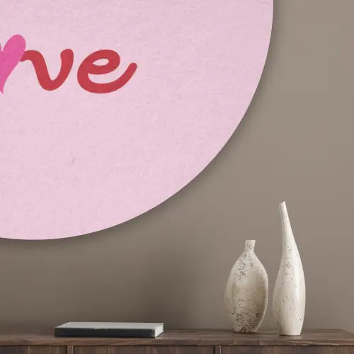 Tekst - Roze - Love - Hart Akoestische PET Vilt - Rond klein -sfeer5_closeup