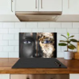 Vrouw - Bladgoud - Zwart - Goud - Luxe keuken achterwand spatscherm klein -sfeer2