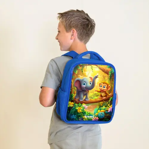 Olifant en aapje in kleurrijke jungle Kinderrugzak - Blauw middel -sfeer2