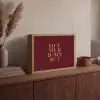 Love your damn self - Kleurrijk - Bordeaux Light Box met batterij (Wandlamp) middel -sfeer2