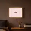 Nice - Strepen - Roze Light Box met batterij (Wandlamp) middel -sfeer4