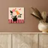 Vaas - Bloemen - Vlinder - Rood aluminium wit klein -sfeer4