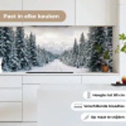Weg - Sneeuw - Naaldbos - Winter - Avontuurlijk keuken achterwand 2 middel -sfeer4_NL