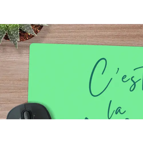 c'est la fucking vie - Groen - Penseelstijl muismat rubber klein -closeup