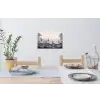 Mistig - Berglandschap - Illustratie Muursticker klein -eettafel