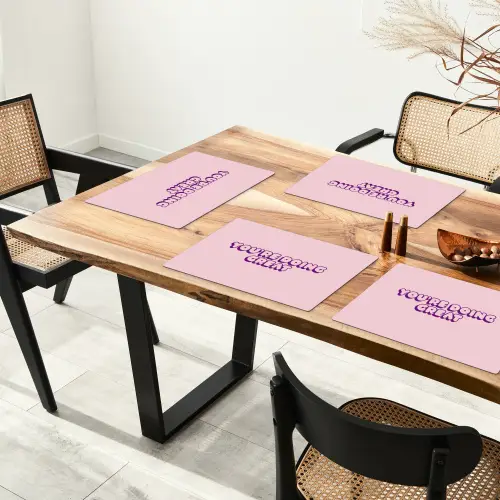 You're doing great - roze - 3D Placemat vinyl groot -zzsfeer4_Kitchenyeah-website
