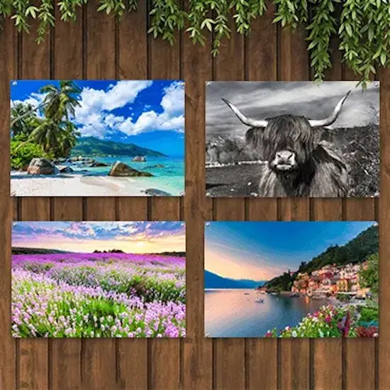 4 tuinposters aan een muur