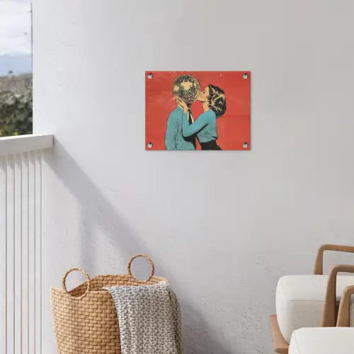 Vrouw - Retro - Discobal - Kus tuinposter los doek klein -sfeer8