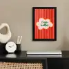 Ciao bella - Tekstwolk - Strepen - Oranje fotolijst zwart zonder passe partout klein -sfeer1